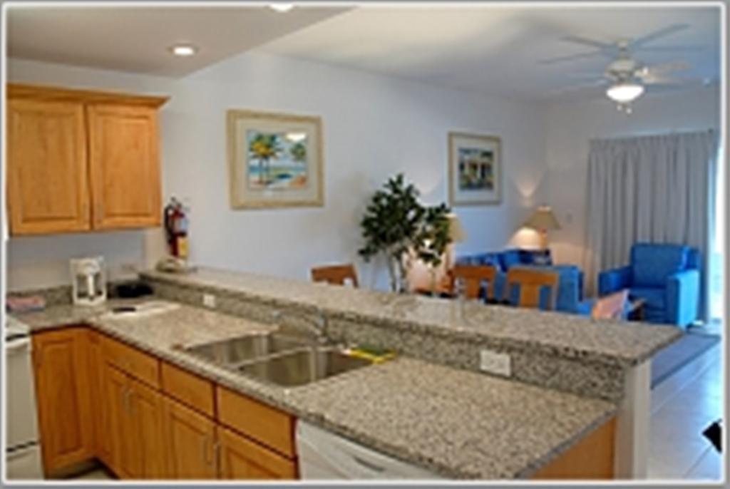 Castaways Cayman Beach Resort Grand Cayman Chambre photo